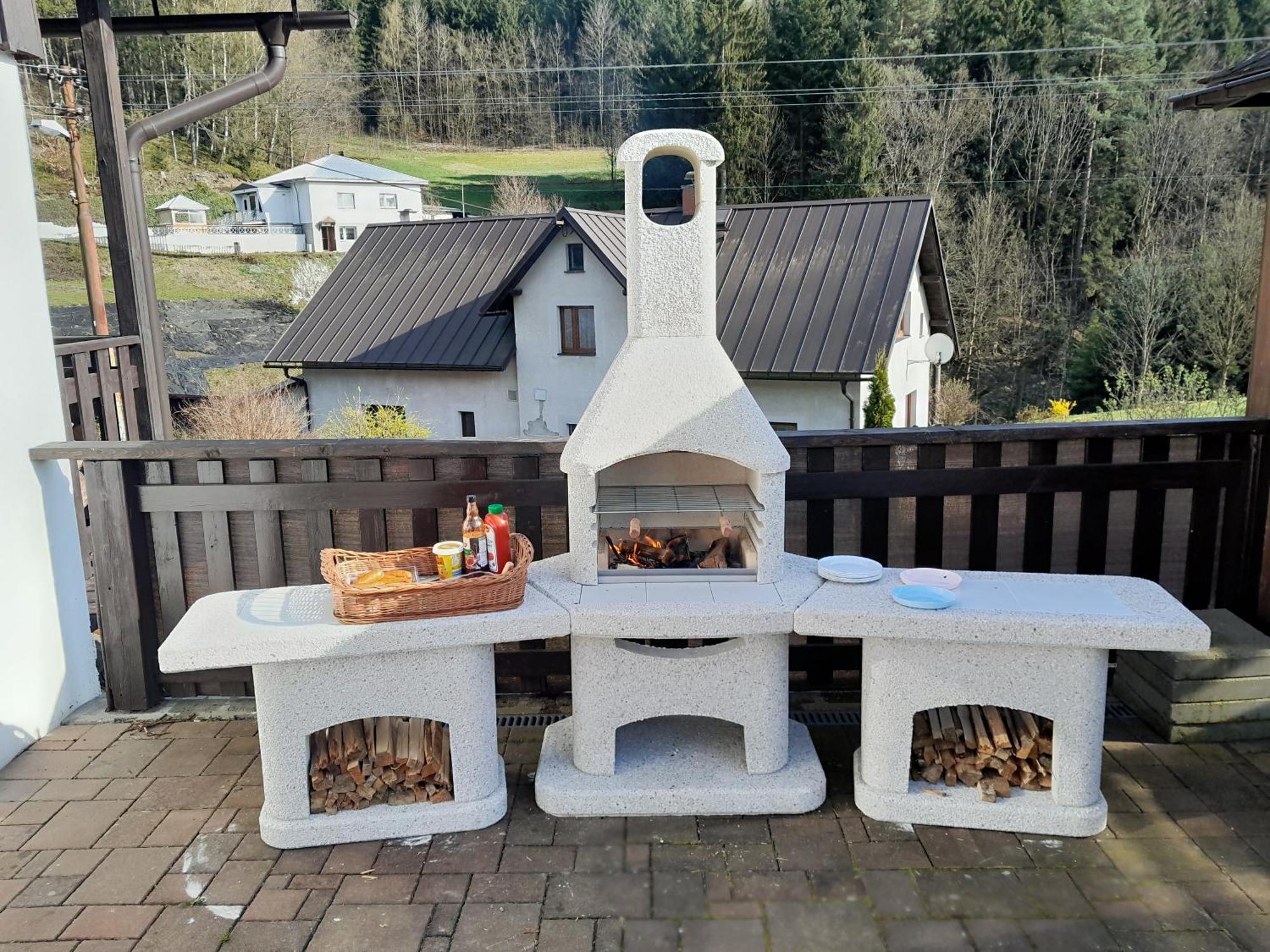 Chalupa V Haraticich Jablonec nad Nisou Exterior foto